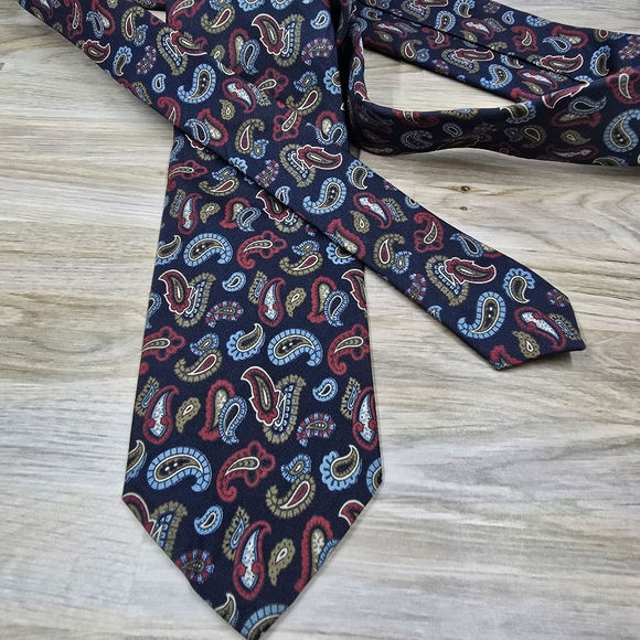 Polo by Ralph Lauren 100% Italian silk navy blue paisley print tie 56" long USA - Picture 6 of 6